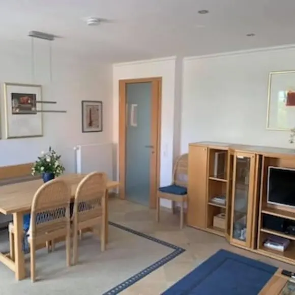 Die Großzügige Ferienwohnung Oie Befindet Sich In Sehr Zentraler Lage Im Innenst | hotel Norderney | Trivago