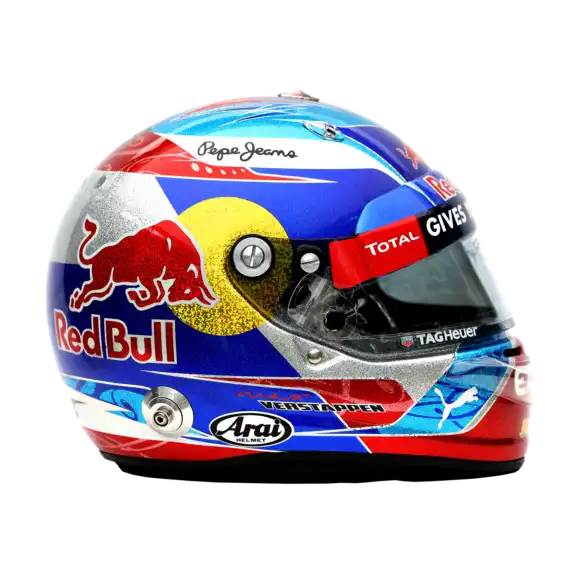 1:2 Helm Spanje 2016 – 1st win – Max Verstappen – Schaalmodel – Red Bull Racing | Verstappen.com