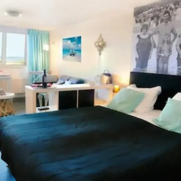 B&B Zeespiegel | hotel Zandvoort | Trivago