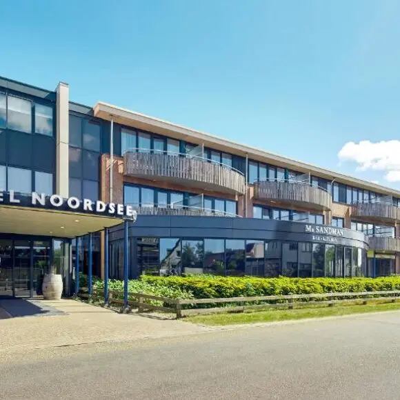 Fletcher Hotel-Restaurant Noordsee-Ameland | vakantiehuis Ameland | Booking.com