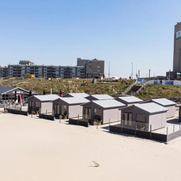 STRAND 21 hotelchalets | vakantiehuis Zandvoort | Booking.com