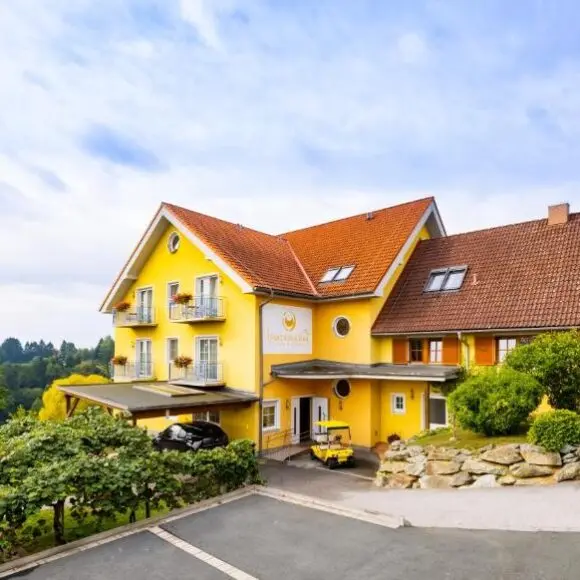 Golf & Thermenland Sonnenpension Frühstückshotel Burgauberg Stegersbach | budget Oostenrijk | Booking.com