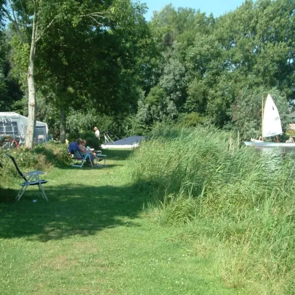 Aquacamping En Jachthaven De Rakken | kamperen Ameland | ANWB