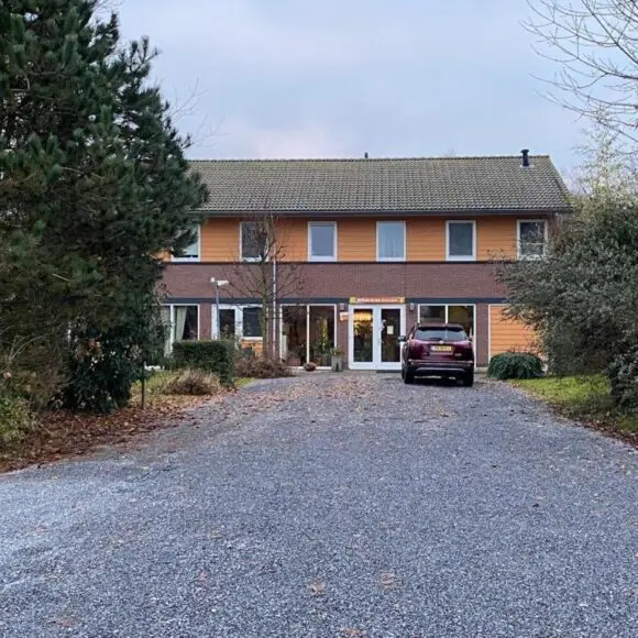 Huis van Steen | vakantiehuis Marker Wadden | Booking.com
