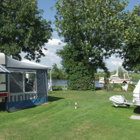 Aquacamping En Jachthaven De Rakken | kamperen Schiermonnikoog | ANWB