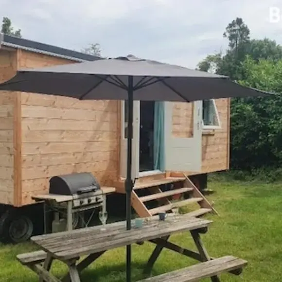 Tiny house op wielen Friesland | hotel Terschelling | Trivago