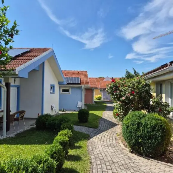 Bungalow Paradies – Nähe Sonnentherme | vakantiehuis Oostenrijk | Booking.com