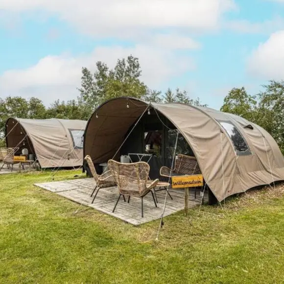 De Waard familietent Willemsduin | camp Schiermonnikoog | Booking.com