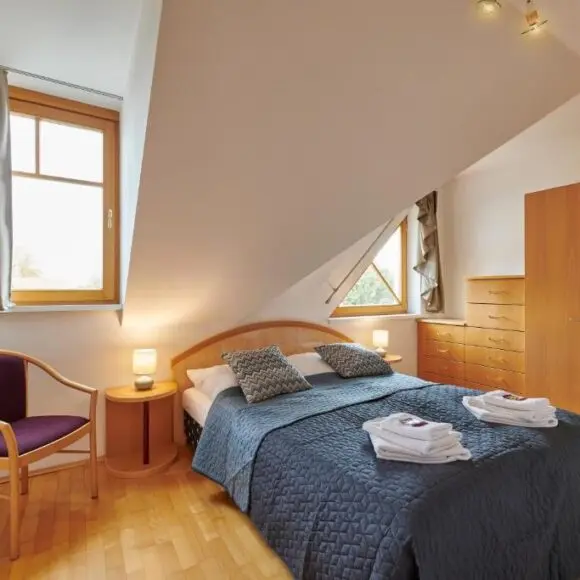 DAS BURGENNEST – Dein privates Reich mit direktem Bademantelgang zur Therme | vakantiehuis Oostenrijk | Booking.com