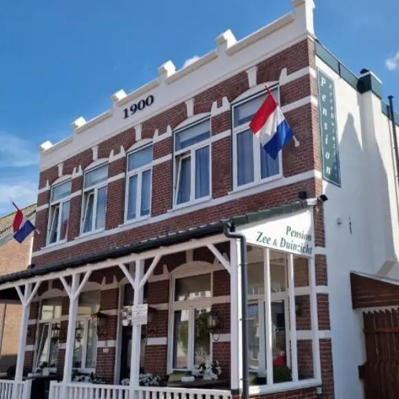 Pension Zee en Duinzicht | budget Zandvoort | Booking.com