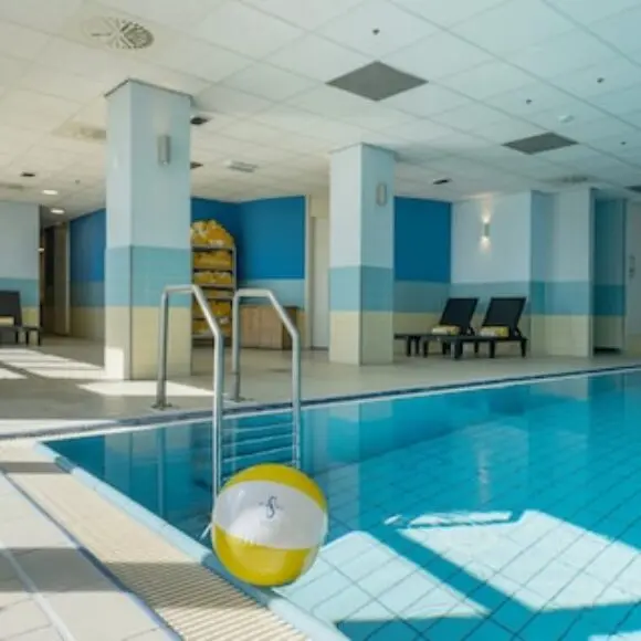 Paal 8 Hotel aan Zee | hotel Terschelling | Trivago
