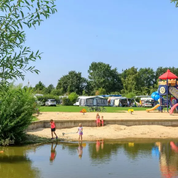 Ardoer Vakantiepark 't Akkertien | kamperen Marker Wadden | ANWB