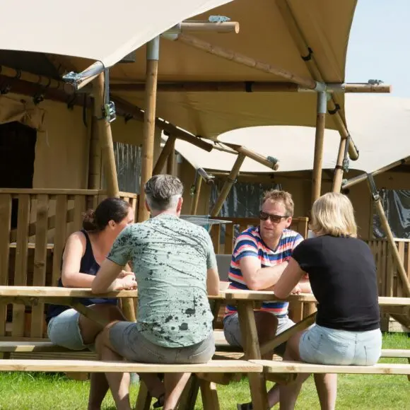 Camping 't Veld | kamperen Marker Wadden | ANWB
