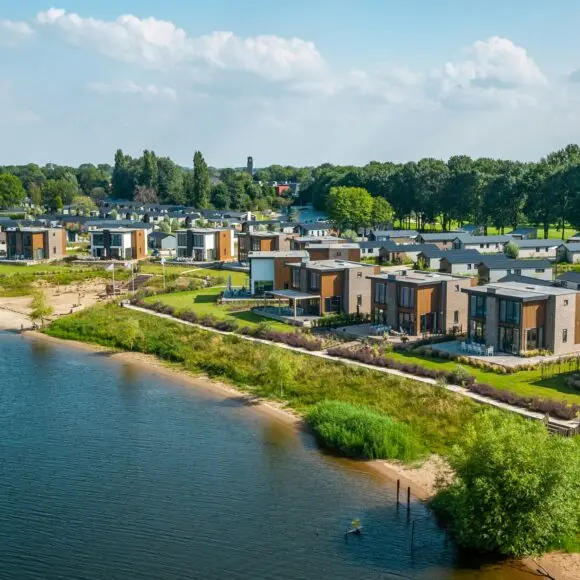 Camping Aan De Maas | kamperen Marker Wadden | ANWB