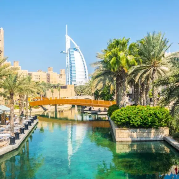 Unieke cruise Midden-Oosten & F1 Qatar én Abu Dhabi | Corendon