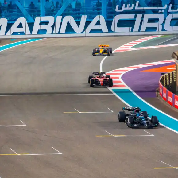 Formule 1 Abu Dhabi per Emirates Arrangement C | Stip Reizen