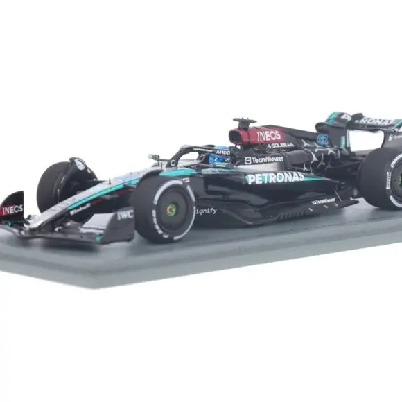 Mercedes-AMG F1 W15 E Performance – Modelauto schaal 1:43 | House Of Model Cars