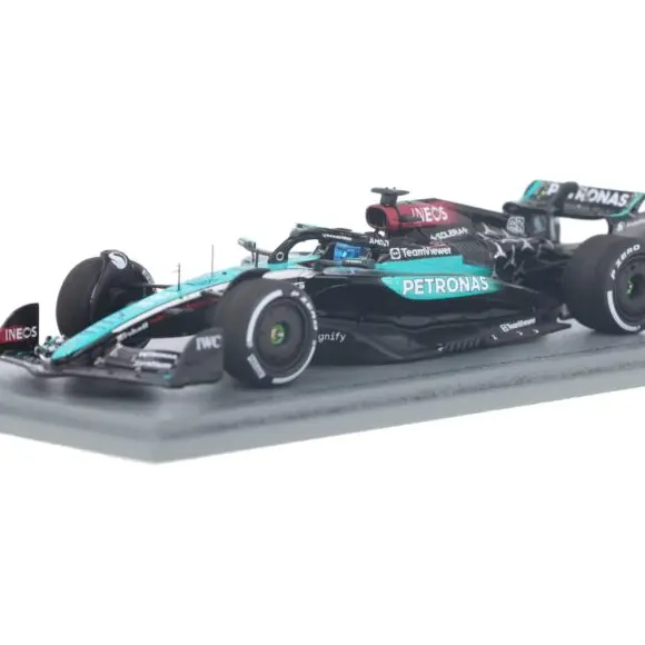 Mercedes-AMG F1 W15 E Performance – Modelauto schaal 1:43 | House Of Model Cars