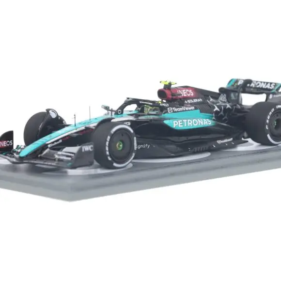 Mercedes-AMG F1 W15 E Performance – Modelauto schaal 1:43 | House Of Model Cars