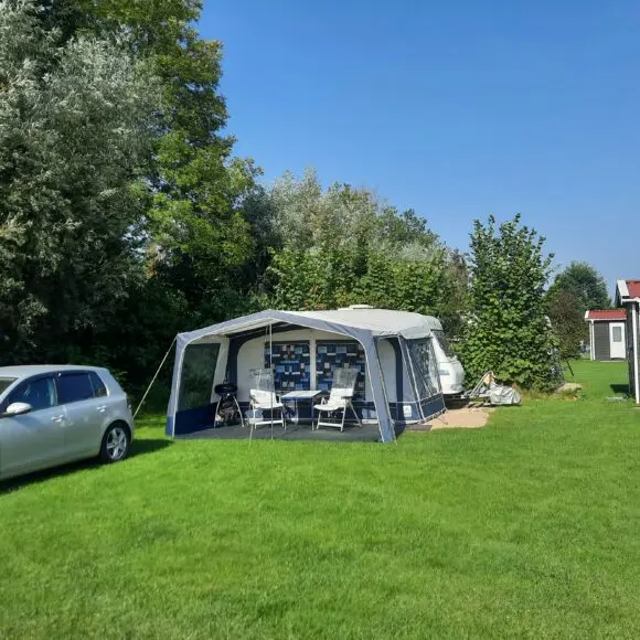 Parkcamping De Graafschap | kamperen Marker Wadden | ANWB