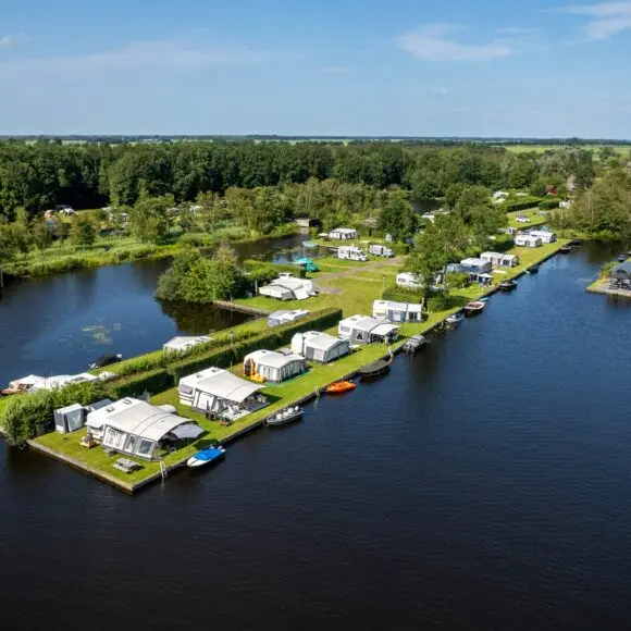 Recreatiecentrum De Kluft | kamperen Marker Wadden | ANWB