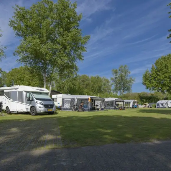 Vakantiepark De Kleine Belties | kamperen Marker Wadden | ANWB