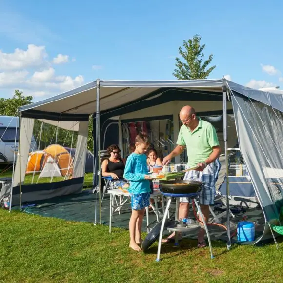 Camping De Klimberg | kamperen Marker Wadden | ANWB