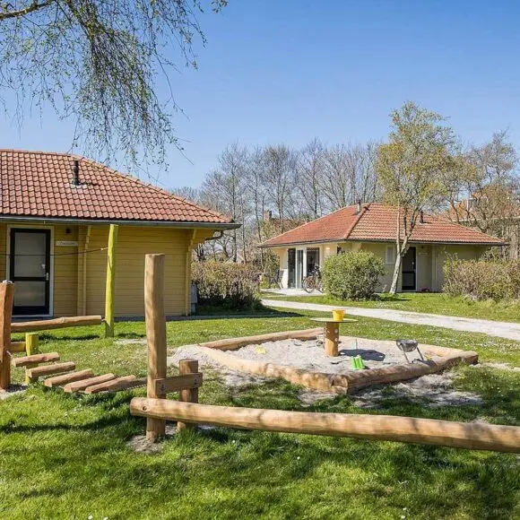 Villabungalow houtkachel/whirlpool | vakantiehuis Terschelling | Terschelling Recreatie