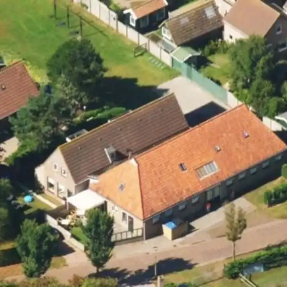 Mooie groepsaccommodatie voor 18 personen in het dorp Buren op Ameland. | vakantiehuis Ameland | Heerlijke Huisjes