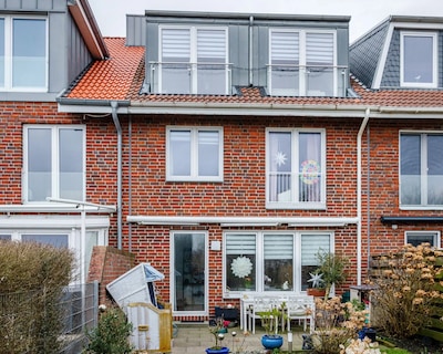Apartment Ferienhaus Raschke With Sea View, Private Terrace And Wi-fi