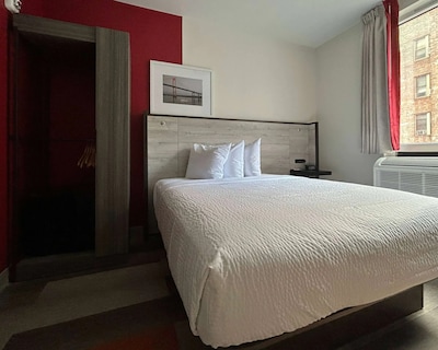 Ramada By Wyndham Brooklyn Near Flatbush