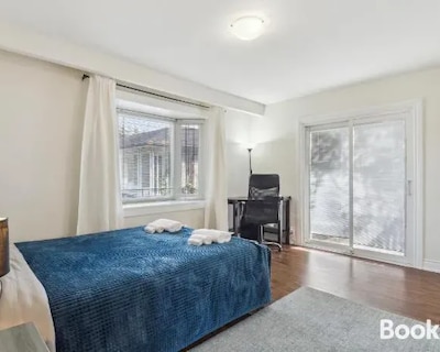 Harmony Room Creative Living in Toronto