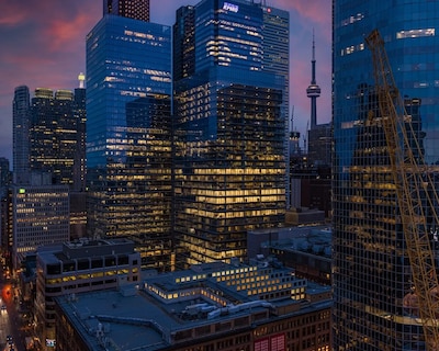 Bonvoy Suites Eaton Centre
