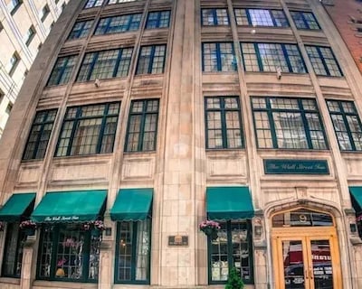 The Wall Street Inn