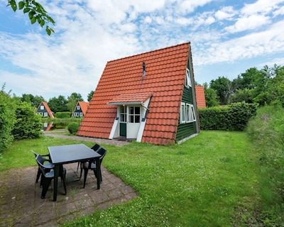 Cozy Cottage With A Spacious Garden, Around A Fishing Pond