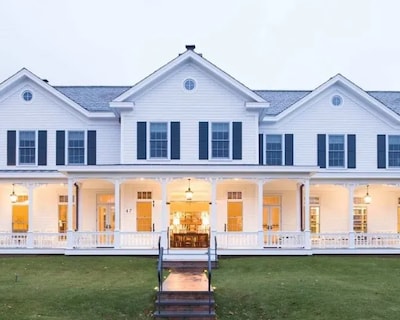 The Quogue Club