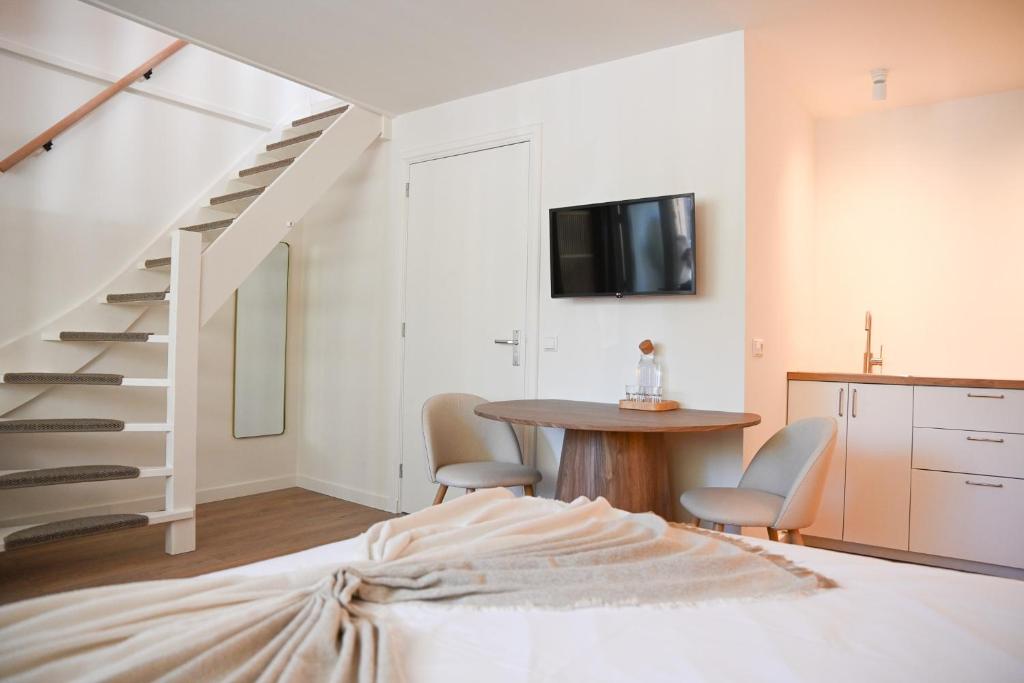 High Street Apartments