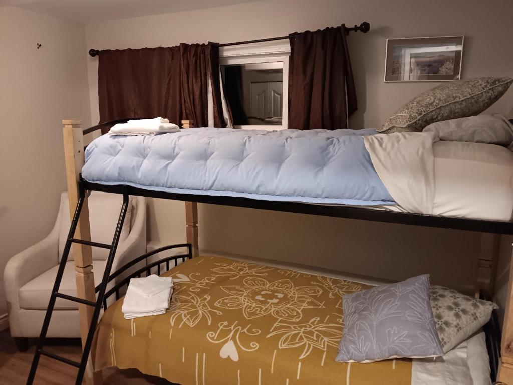 Comox Valley Guest House