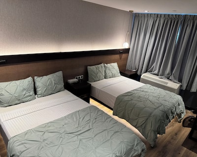 Hotel Mirage Brooklyn