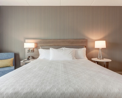 Home2 Suites by Hilton Toronto Brampton