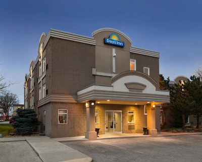 Days Inn by Wyndham Toronto West Mississauga