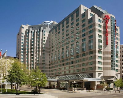 Marriott Downtown at CF Toronto Eaton Centre