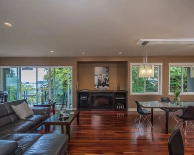 Luxury Penthouse Downtown Nanaimo