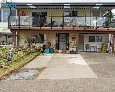 Guest Suite Private Retreat- Honeymoon Suite- J-1