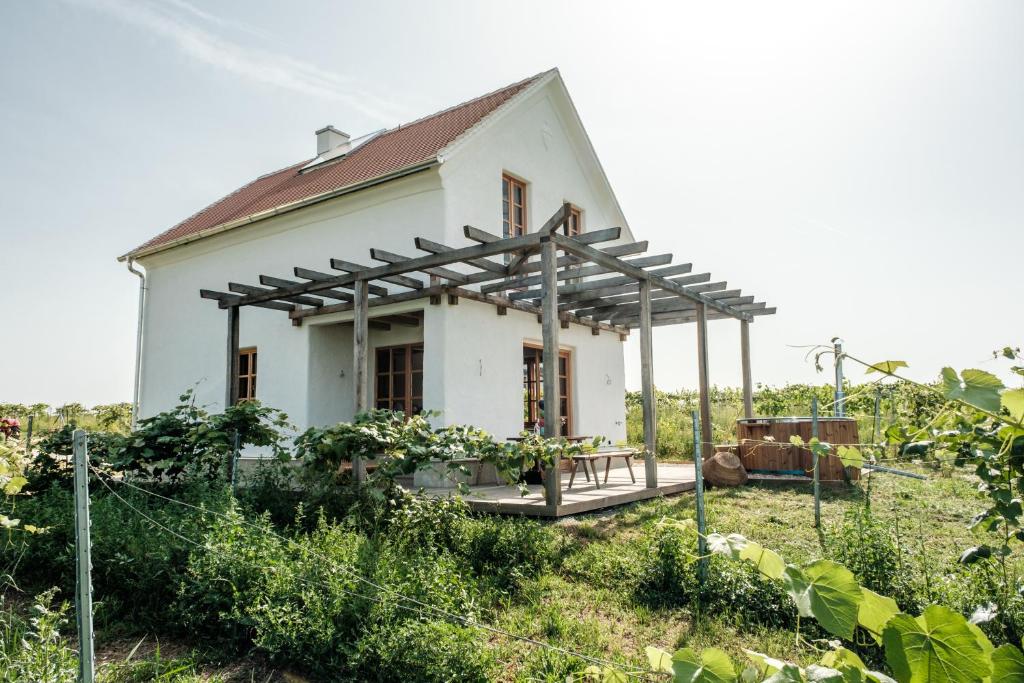 Beim Legath – Kellerstöckl und Schlaffässer