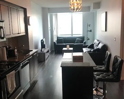 Executive 1 Bedroom Condo Sleeps 4