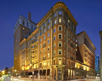 The Omni King Edward Hotel