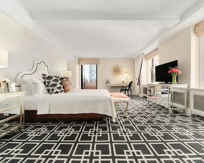 The Lexington Hotel Autograph Collection