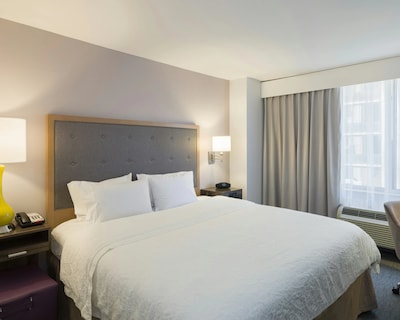 Hampton Inn Manhattan/Times Square South