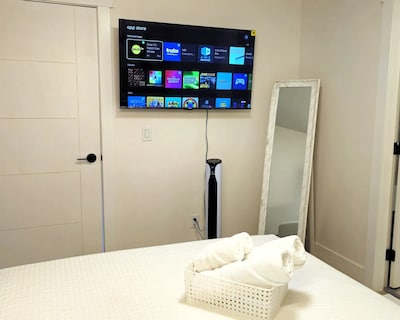 Cozy On Route 1-bedroom Suite With Ac Wifi In Tranquil Mission